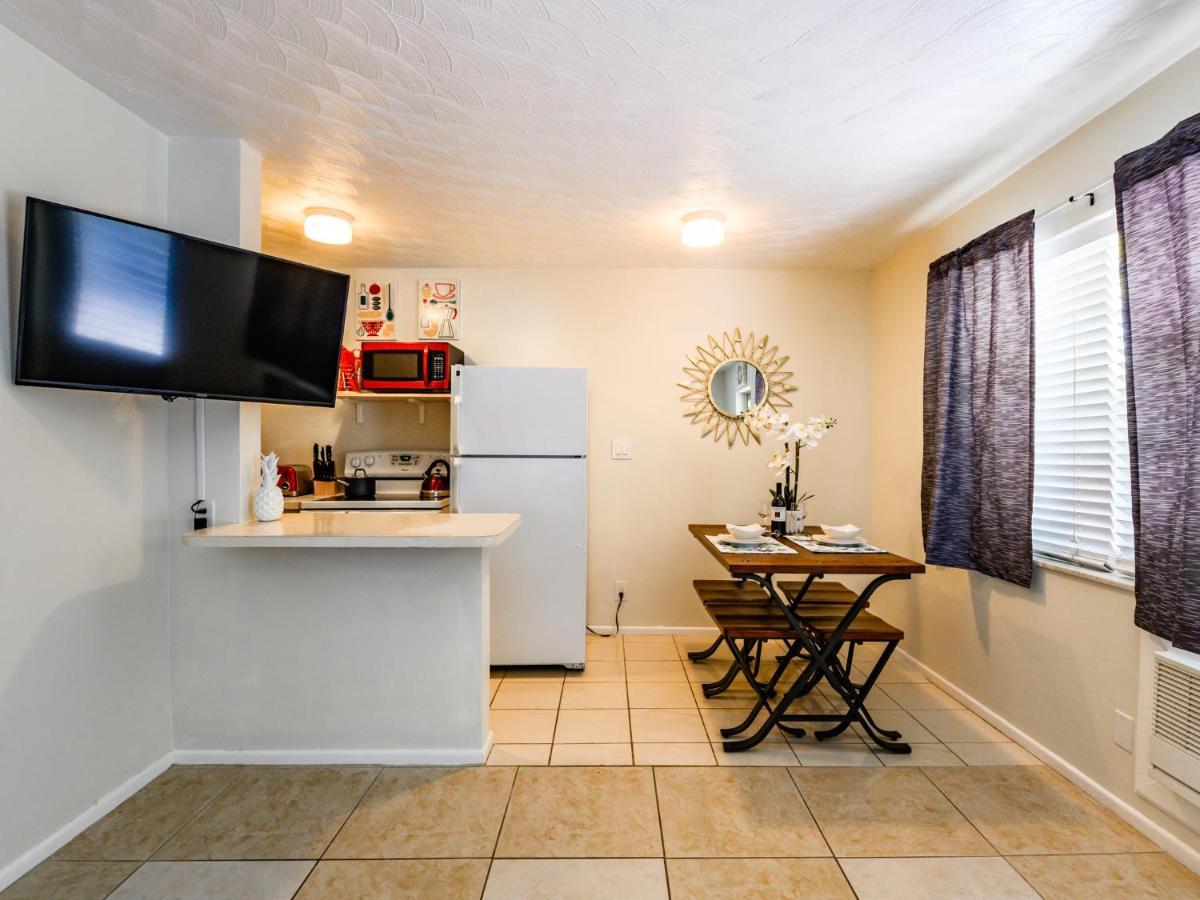 Apartment Beautiful Old With Gear Fort Lauderdale