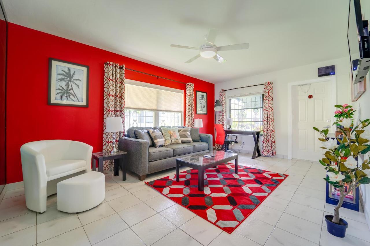 Chairs, Good Kitchen, Wifi On 14th Ave Apartment