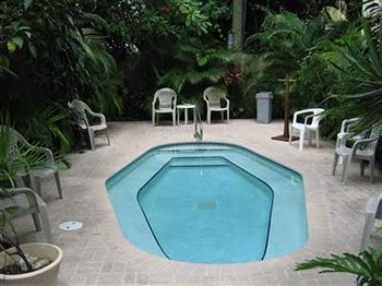 Hotel Elysium - Clothing Optional Gay Men's (adults Only) 3*