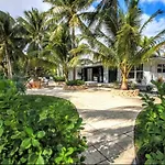 Swaying Palm Beach House