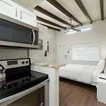 The Hideaway At Lake Ridge 2