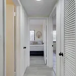Beachy&Boho Apt For 6 People With Kitchen And Pool