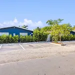 Musicians Lounge - 2 Bedroom With Parking Asssigned