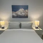 Rachaels Upscale 3 Bedrooms Luxury Home