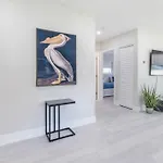 Cozy Victoria Park Retreat Unit 3 - Las Olas Beach