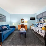 Blue Bell Apartment Hotel