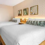 Cambria Hotel Fort Lauderdale Beach