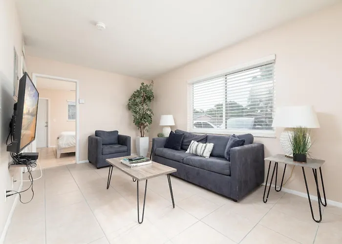 The Retreat 1 - Wilton Manors