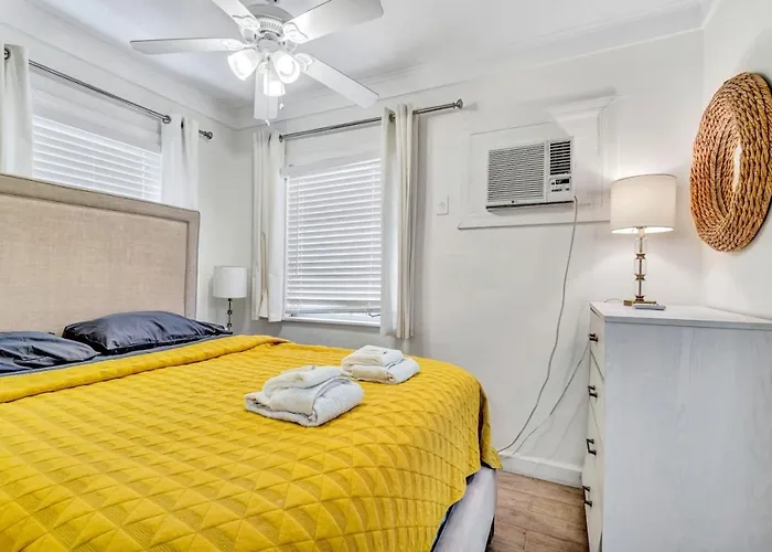 Charming Cottage 1Br, Pool, Victoria Park