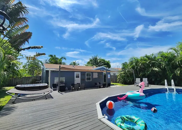 City Center Proximity With Heated Pool