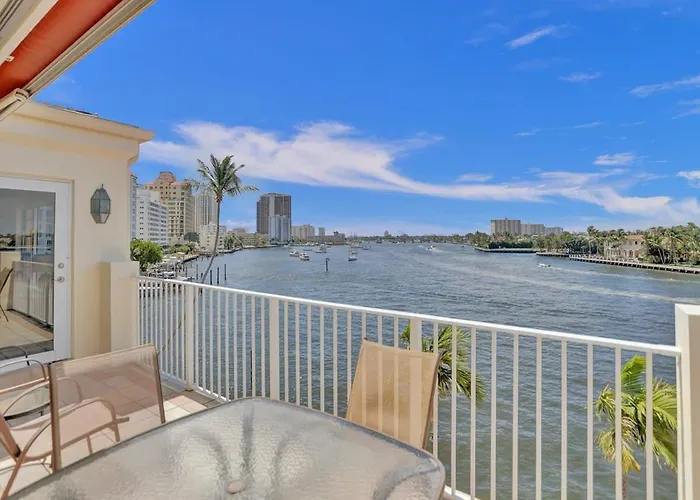 Fort Lauderdale Yacht & Beach Club 411