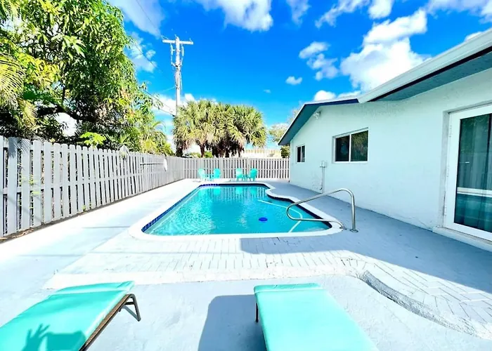 Fun Pool Home With Ping Pong Near Beaches And Airport