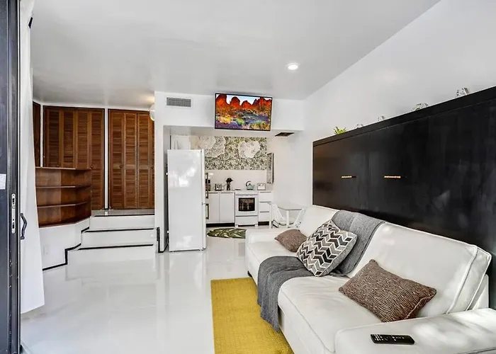 Las Olas Hammocks Unit 3 By Pmi