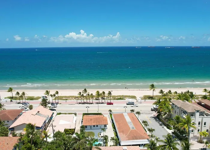 Casa Bermuda By Avantstay Right Across The Street From Fort Lauderdale Beach