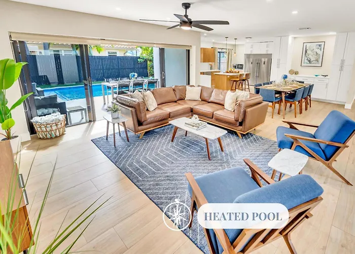 Open Concept Bungalow Beach Proximity Lush Neighborhood Pearl Key