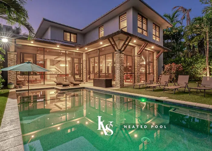 Victoria Villa - Walk To Las Olas - 4 Bed 4 Bath
