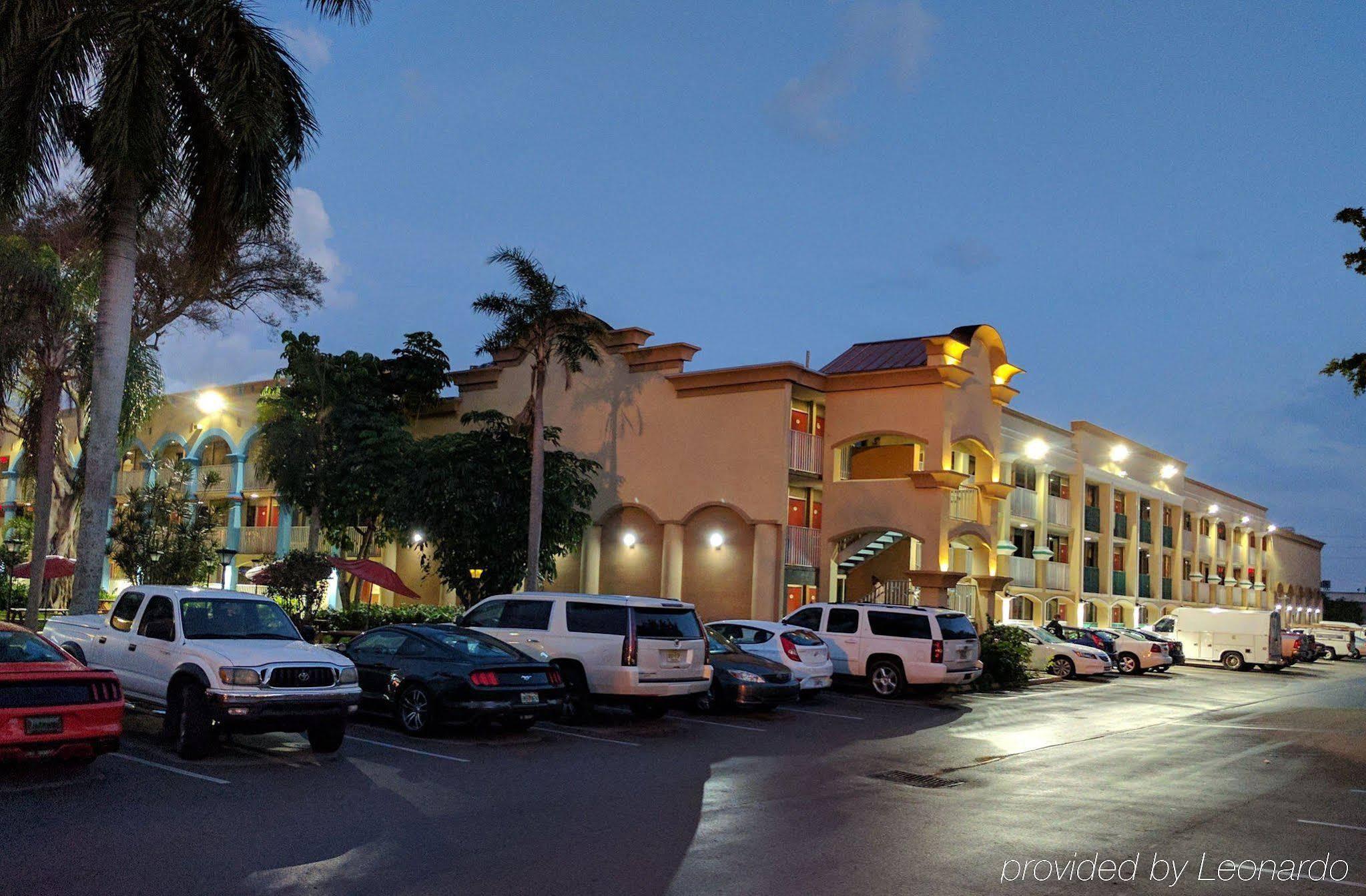 Red Carpet Airport Lauderdale 2* Dania Beach