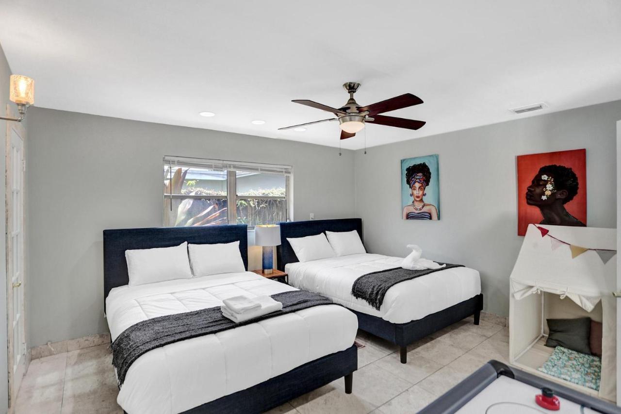 Villa New Spacious 6bdr Pool Tennis/airhockey *