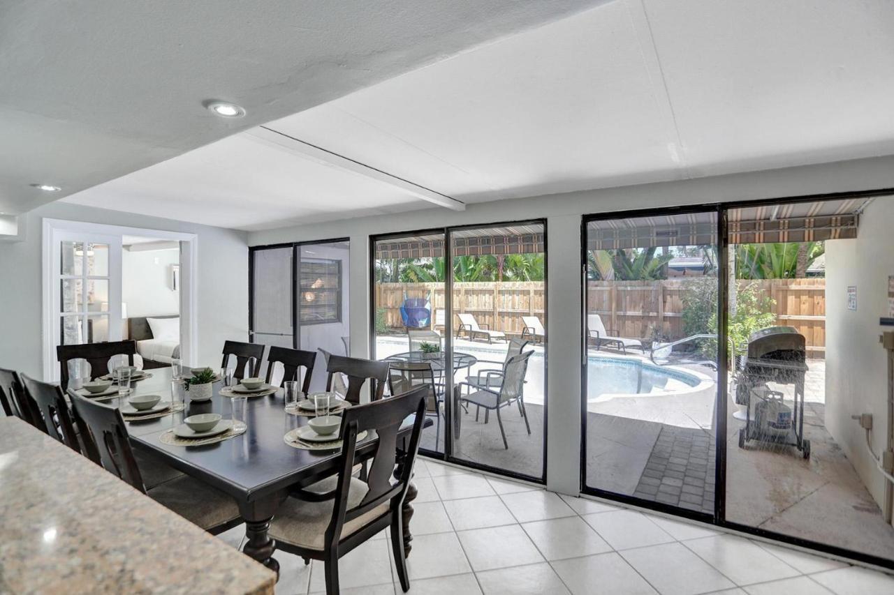 New Spacious 6bdr Pool Tennis/airhockey Villa
