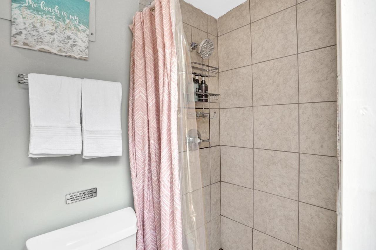 Villa New Spacious 6bdr Pool Tennis/airhockey *