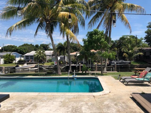 Modern Spanish Villa- Pool- By River-tropical !!! Fort Lauderdale