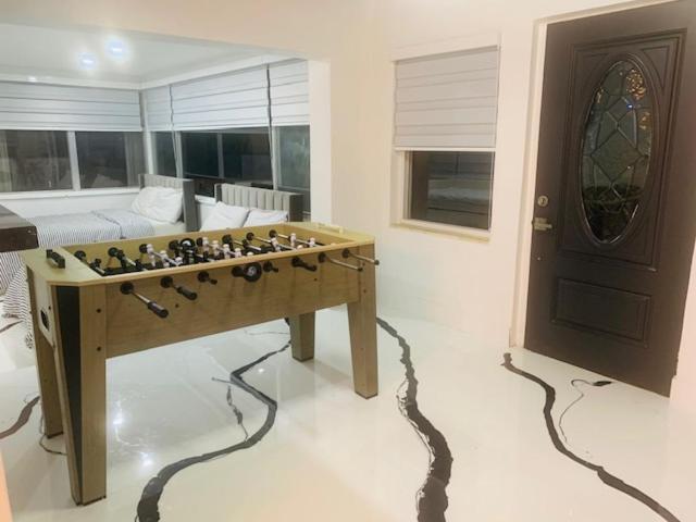 Modern Spanish Villa- Pool- By River-tropical !!! Fort Lauderdale