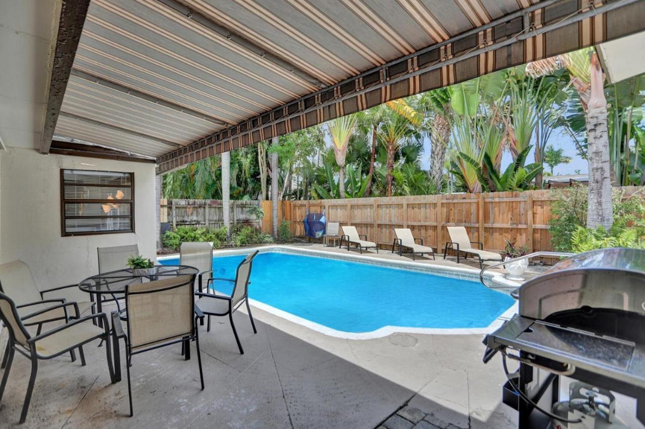 Villa New Spacious 6bdr Pool Tennis/airhockey *