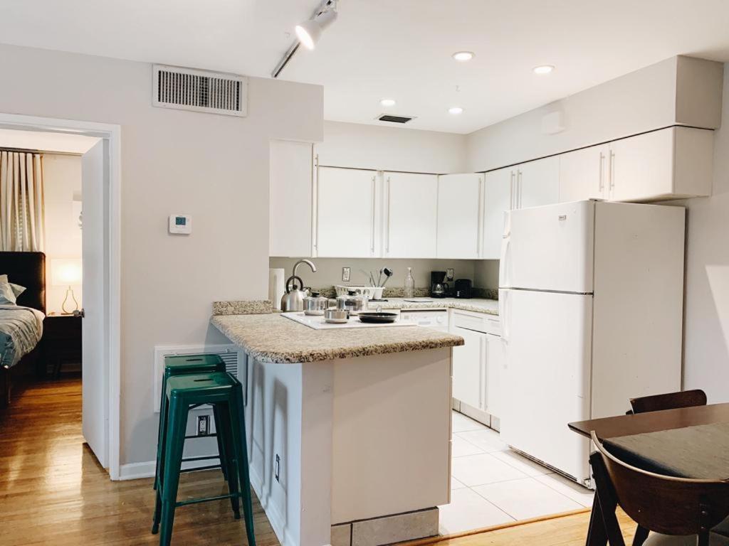 Apartment Galleria By Lowkl