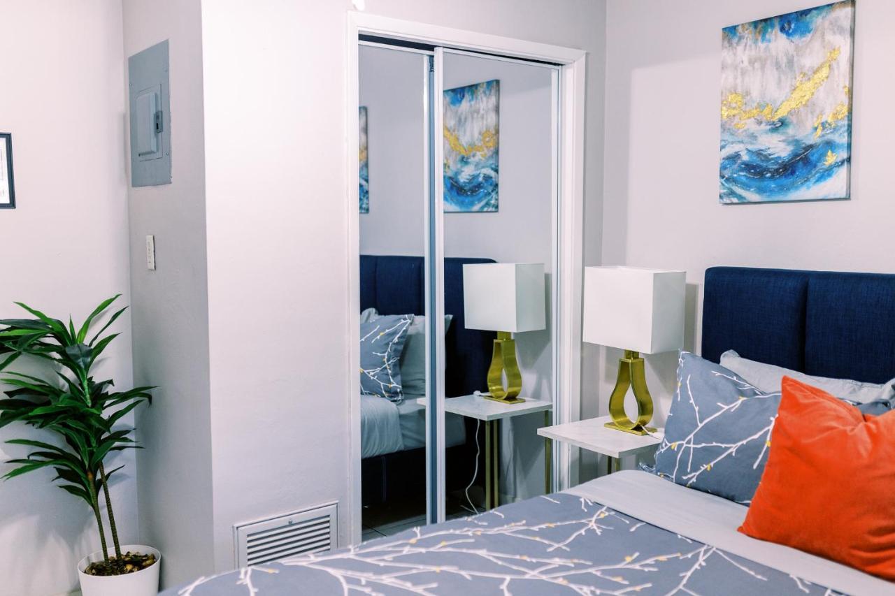 Apartment Galleria By Lowkl