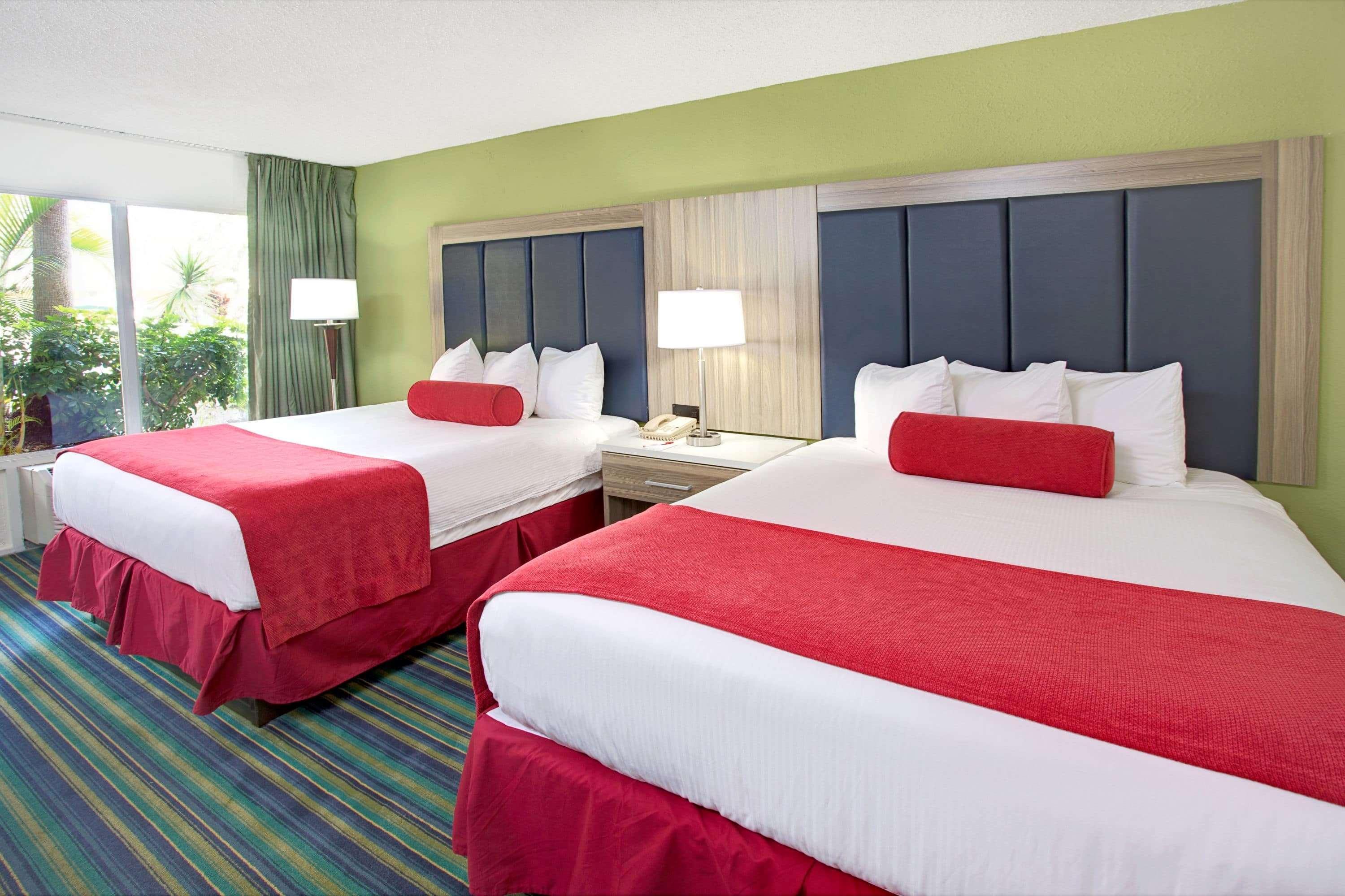 Ramada By Wyndham Lauderdale Airport/cruise Port Hotel Dania Beach