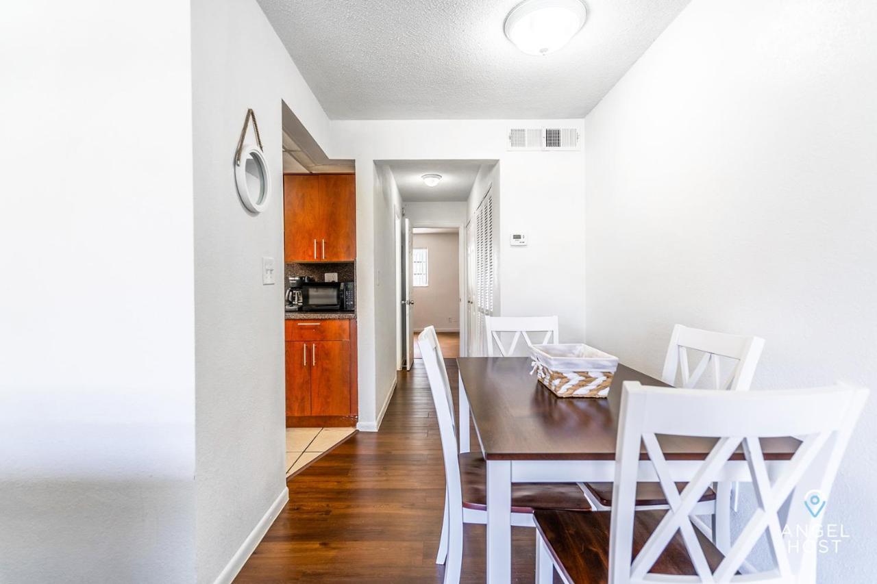 Stylish Apts In Oakland Park Near Ft Lauderdale Apartment Fort Lauderdale