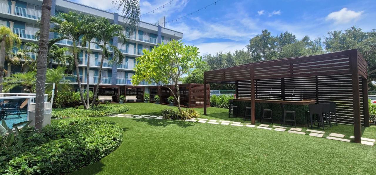 Lauderdale Grand 3* Oakland Park