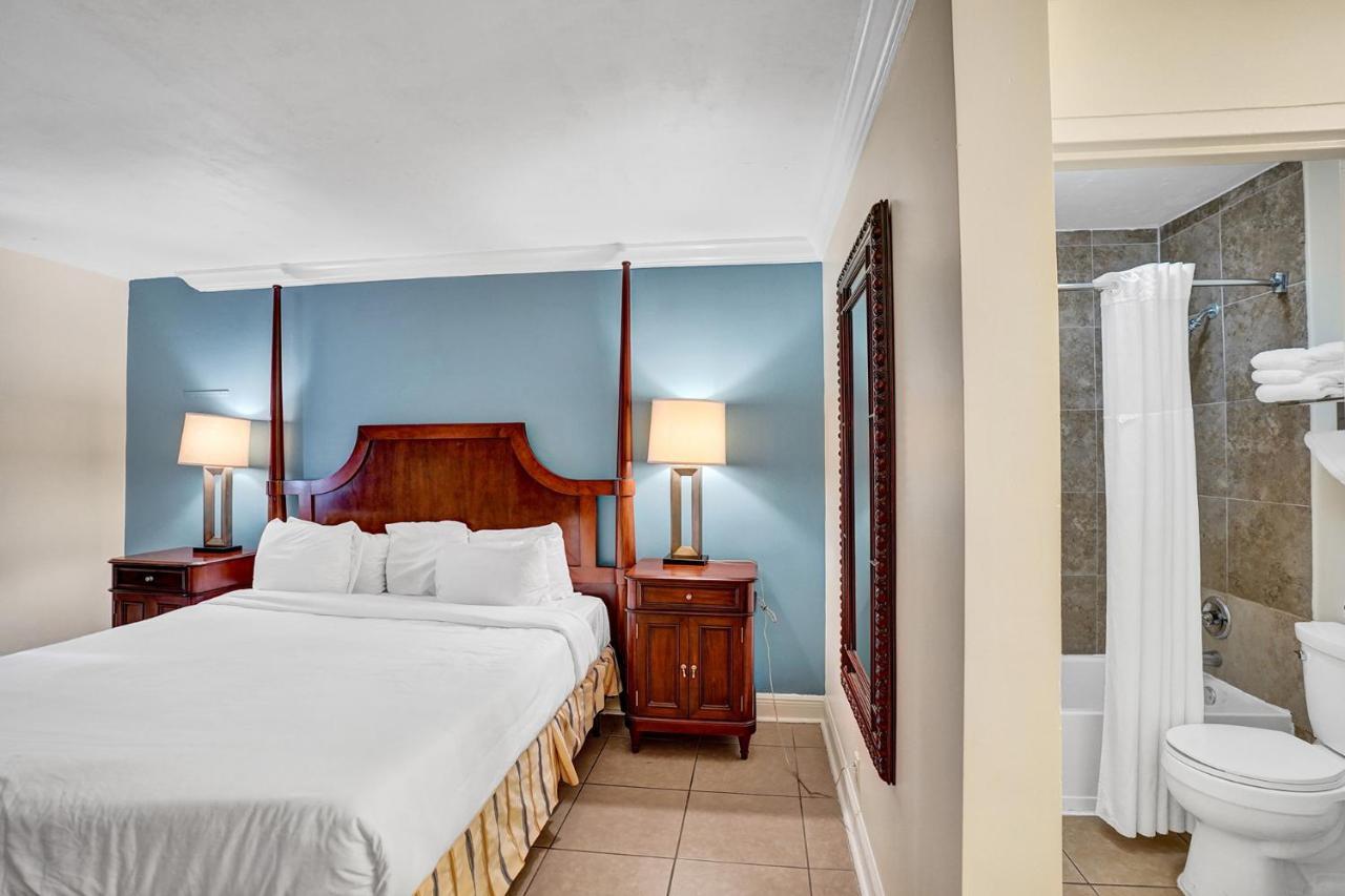 Lauderdale Grand Hotel Oakland Park