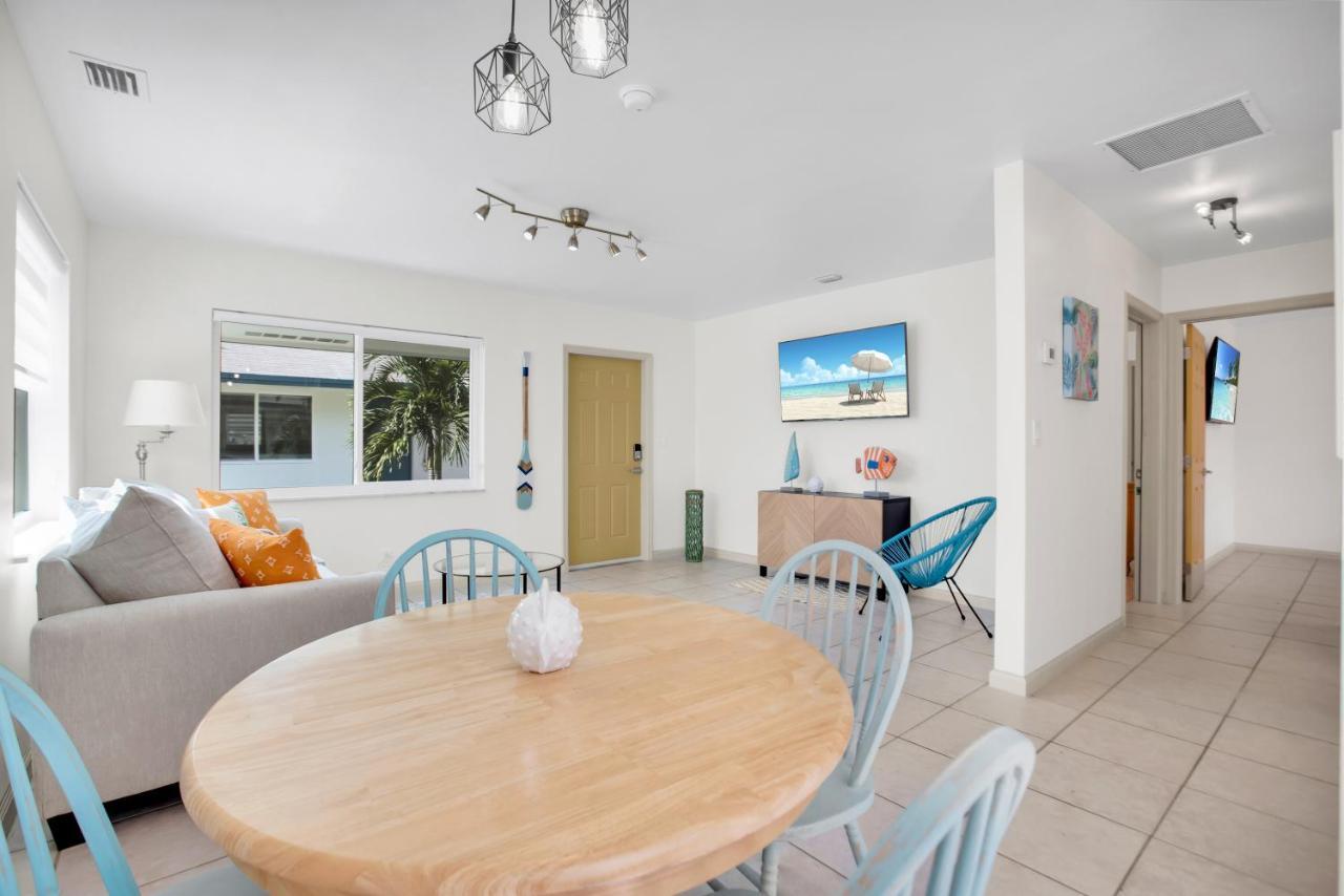 Lokal Tropical Florida Destination