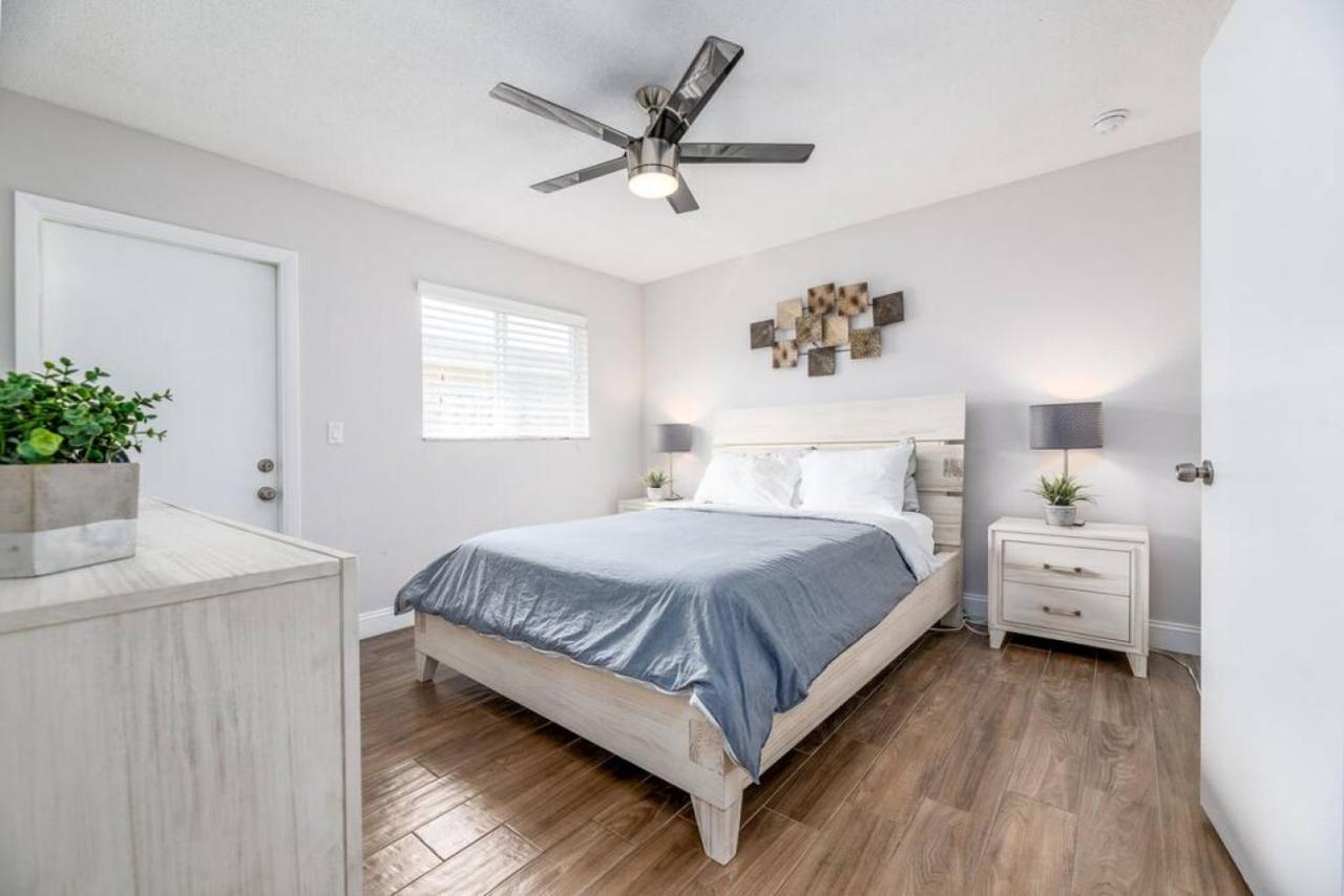 The 2 - Wilton Manors Apartment *