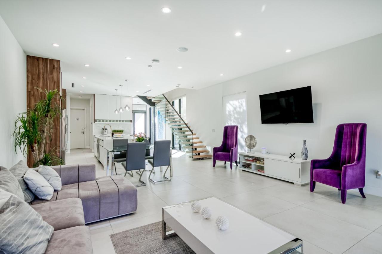 Luxury In Lauderdale