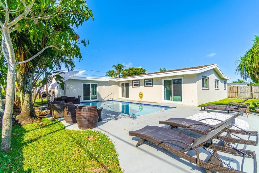 Villa Stunning 5 Bedroom With Heated Pool And Game Fort Lauderdale