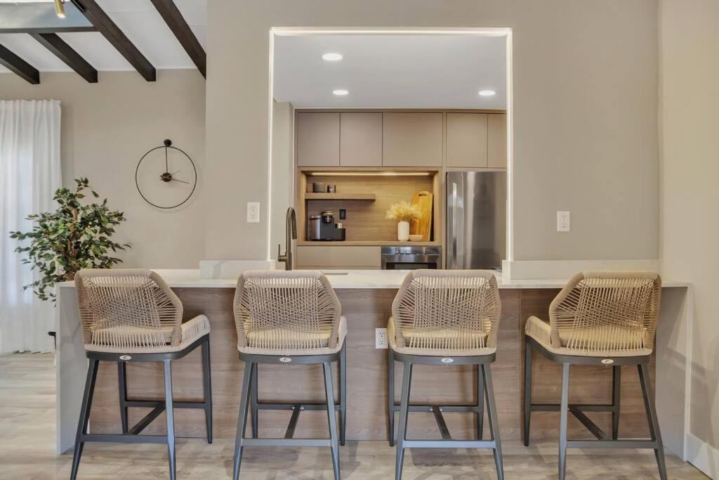 Stunning 2 Story With Pool Holiday home
