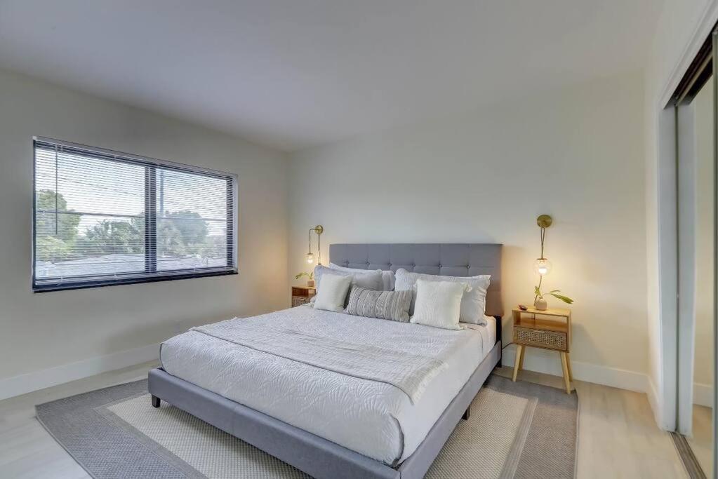 Apartment Beachy&boho For 6 People With Kitchen And Pool Fort Lauderdale