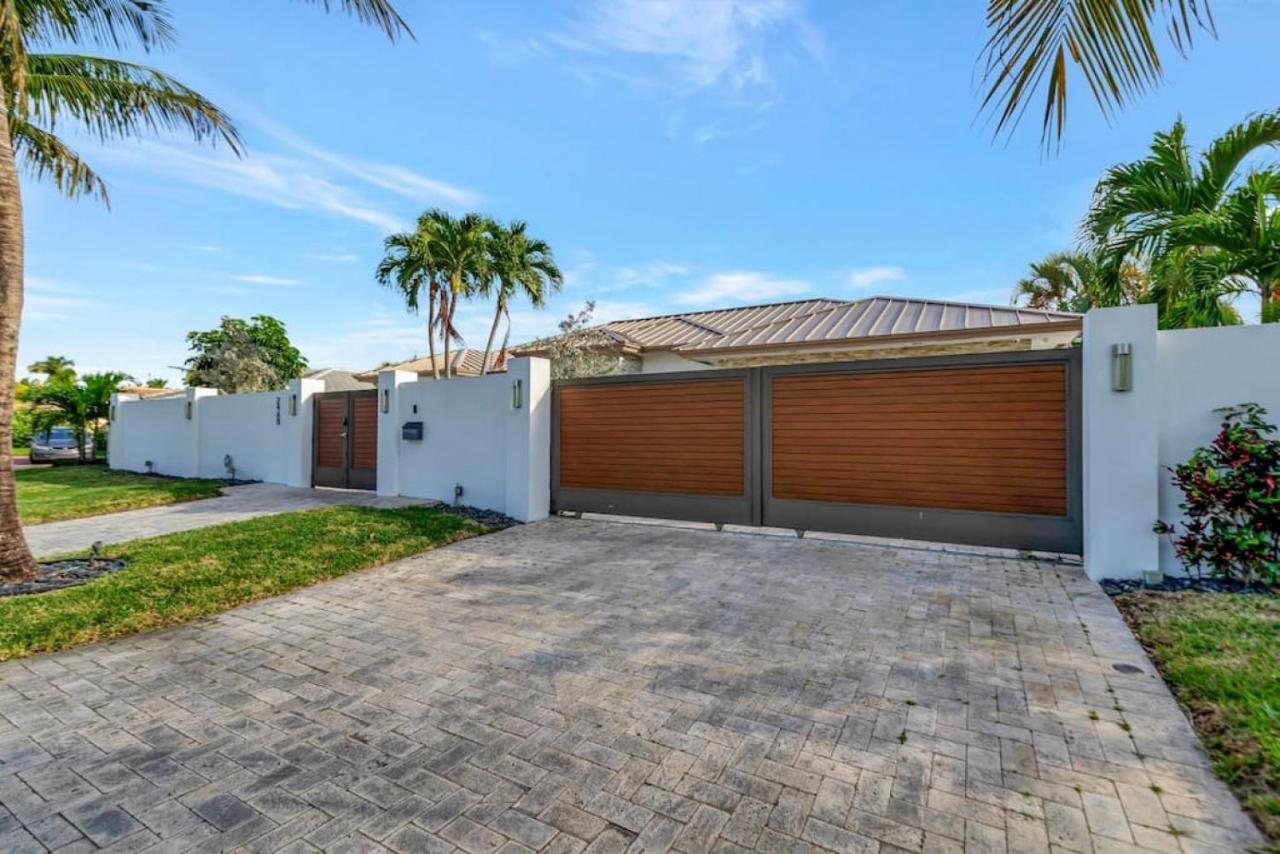 Holiday home Lynoras Luxe Estate 3 Bedroom 3 Bath With Modern Design And Heated Pool