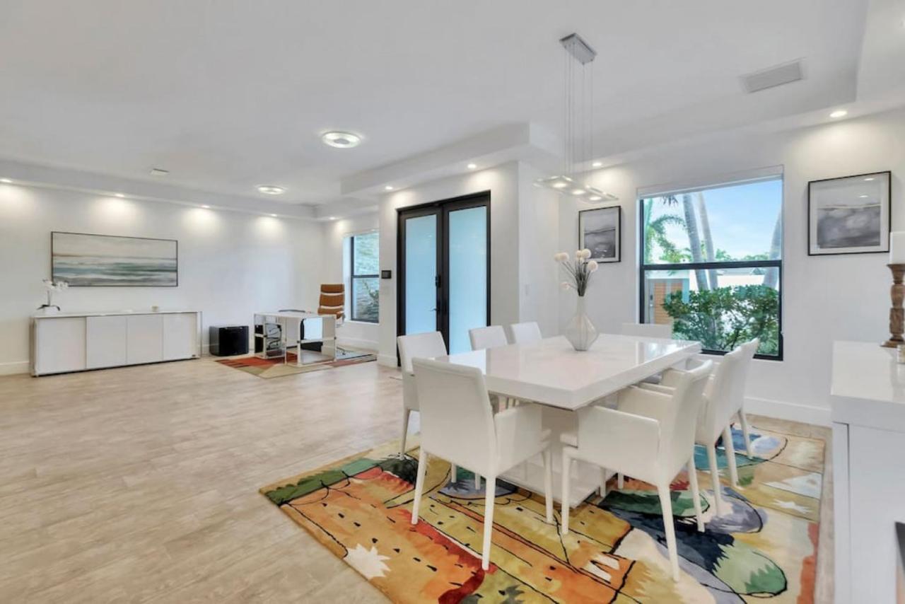 Holiday home Lynoras Luxe Estate 3 Bedroom 3 Bath With Modern Design And Heated Pool