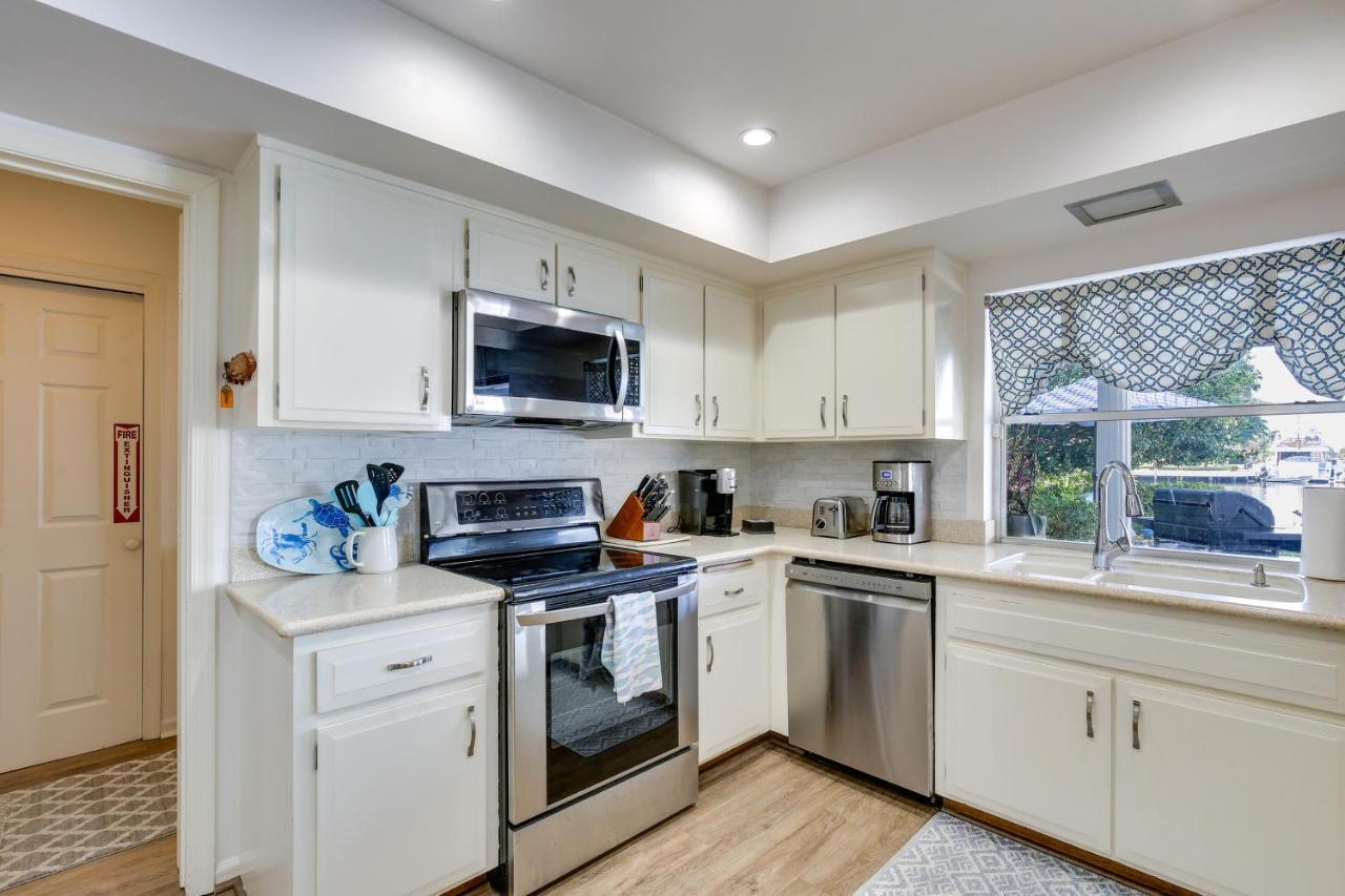 Waterfront Lauderdale House With Heated Pool!