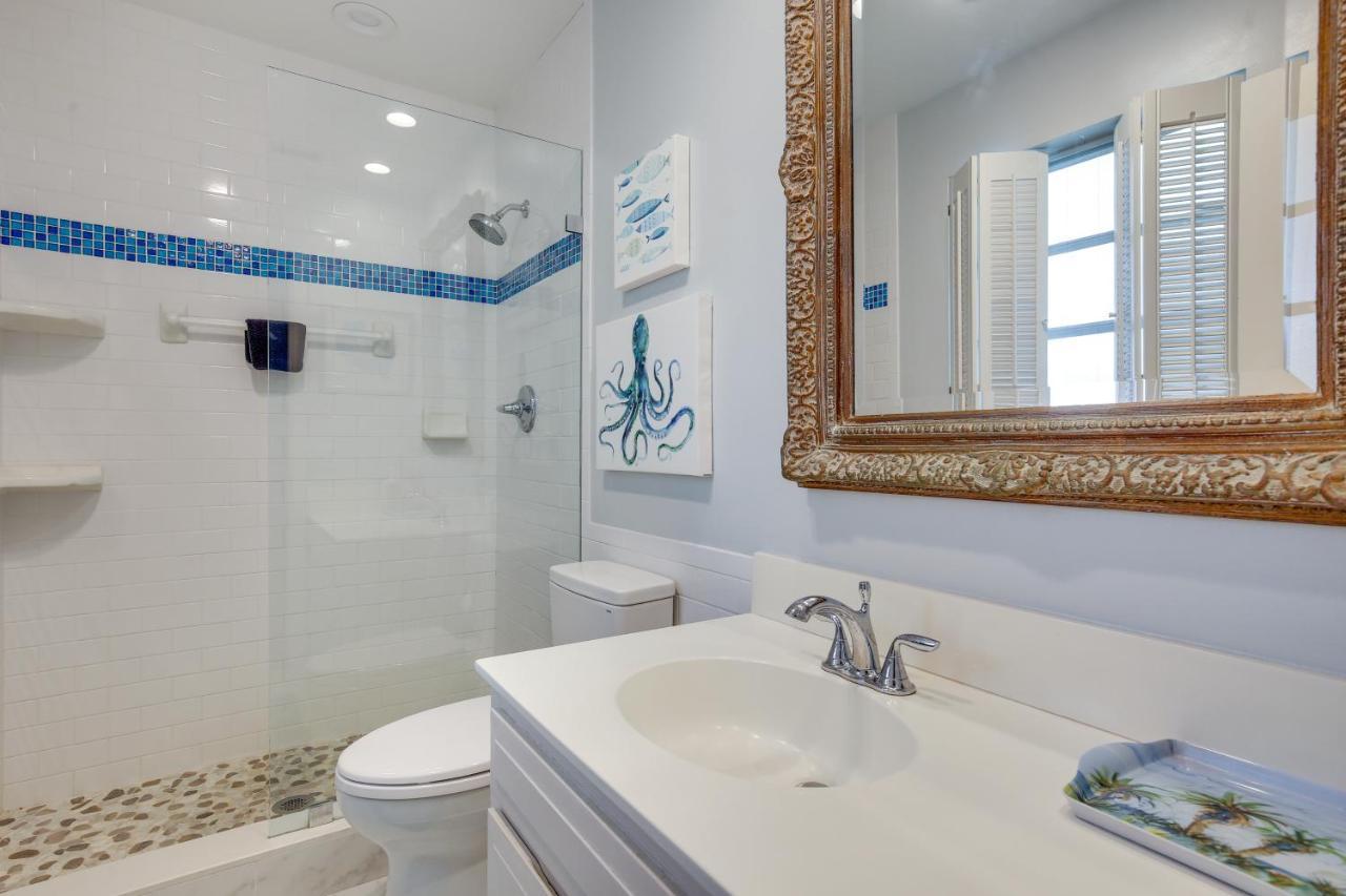 Holiday home Waterfront Lauderdale House With Heated Pool!