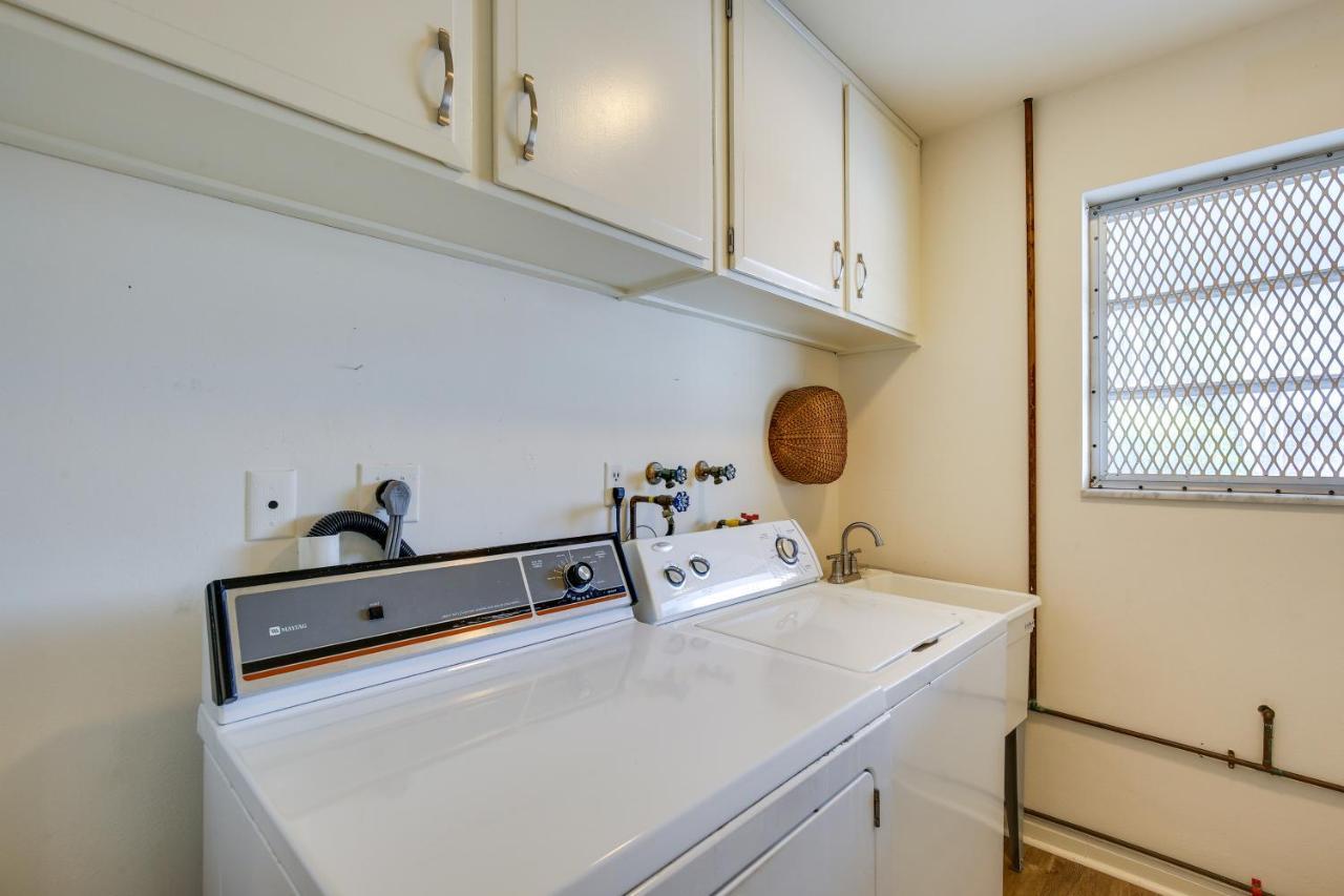 Holiday home Waterfront Lauderdale House With Heated Pool! Fort Lauderdale