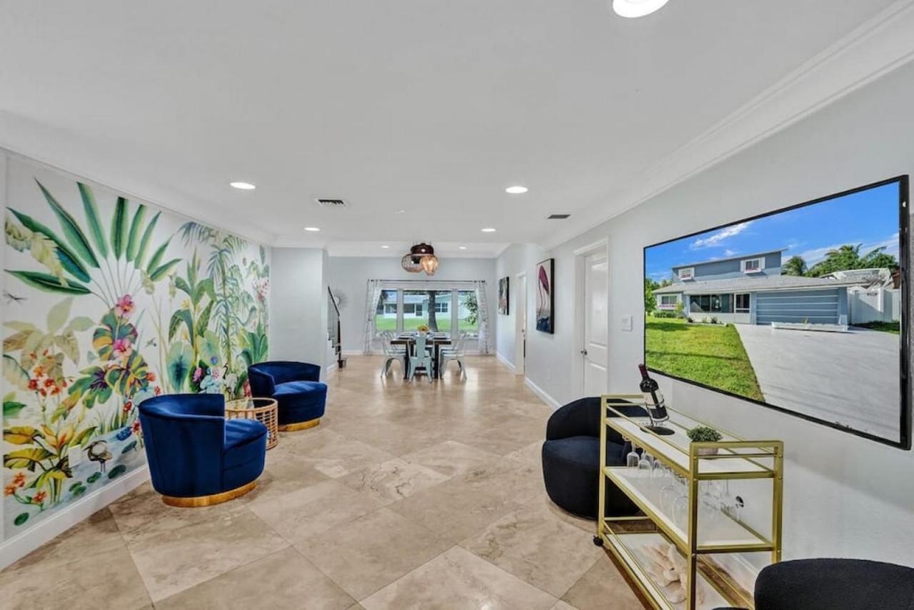 Hot Tub! Roof Top! Firepit! Boat Dock! Holiday home Fort Lauderdale