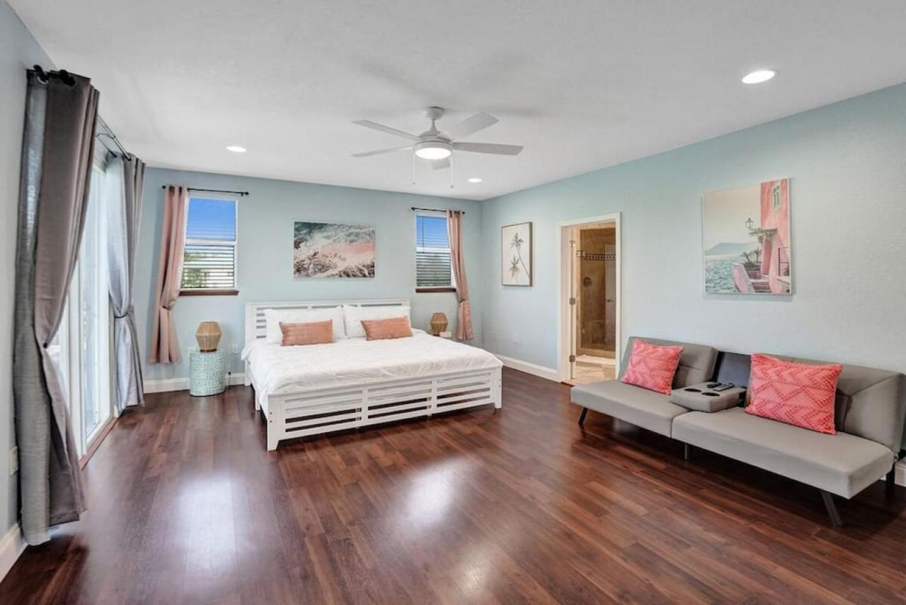 Hot Tub! Roof Top! Firepit! Boat Dock! Holiday home Fort Lauderdale