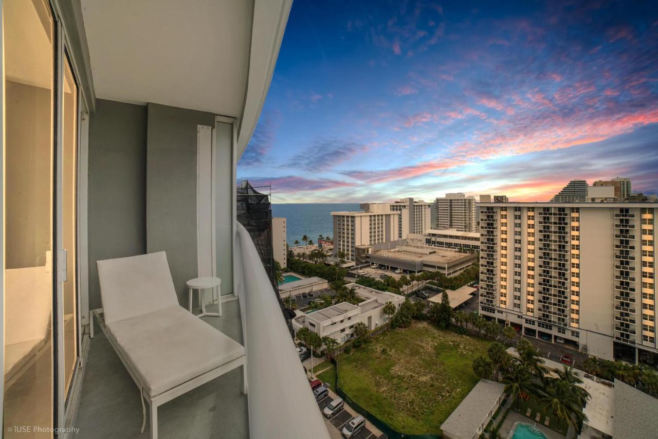 Apartment Last Min Weeknd Sale! Luxury Corner 1 Bedroom W With Fantastic Intercoastal Views, Pool & Hot Tub