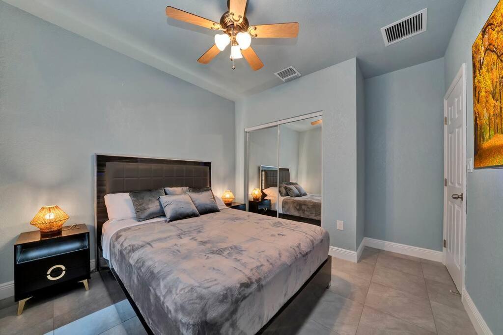 Luxury Duplex In Heart Of Lauderdale Near The Villa