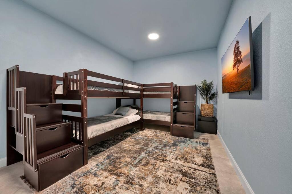 Luxury Duplex In Heart Of Lauderdale Near The Villa *