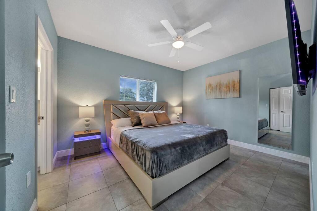 Luxury Duplex In Heart Of Lauderdale Near The *